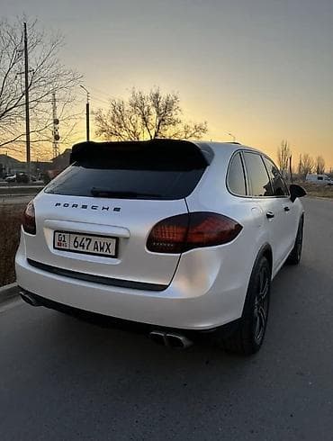 colf 2: Porsche Cayenne: 2013 г., 4.8 л, Автомат, Бензин, Кроссовер — 5