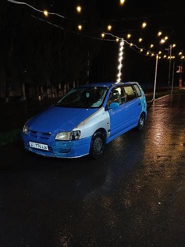 Mitsubishi Space Star: 2001 г., 1.3 л, Ручные