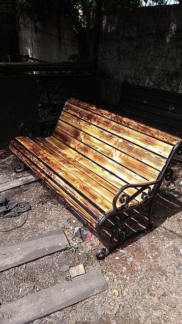 Скамейка Металл, Со спинкой, Без крыши