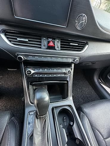 Hyundai Grandeur: 2019 г., 3 л, Автомат, Газ, Седан — 3