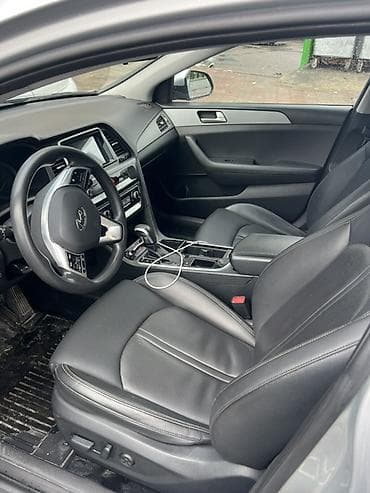 elantra 2019: Hyundai Sonata: 2019 г., Автомат, Лифтбек — 2