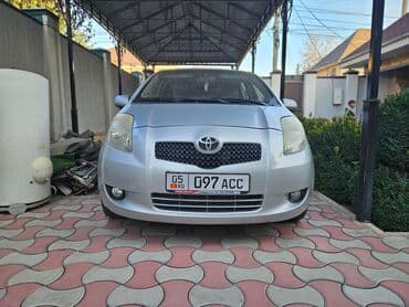 срочно продаю нужны деньги очень срочно: Toyota Yaris: 2008 г., 1.3 л, Робот, Бензиновая, Хэтчбэк — 2