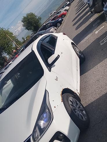 rio de tower: Kia Rio: 2017 г., Механика, Седан — 5
