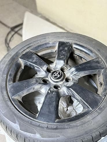 fit sport: Шины на Toyota Camry (XV40-45) с черными матовыми дисками — 5