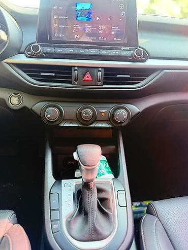 Kia Cerato: 2019 г., 1.6 л, Автомат, Бензин, Седан — 9
