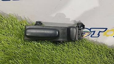 подножка хайландер: Toyota Highlander v-3.5 2013 год блок регулировки водительского — 1