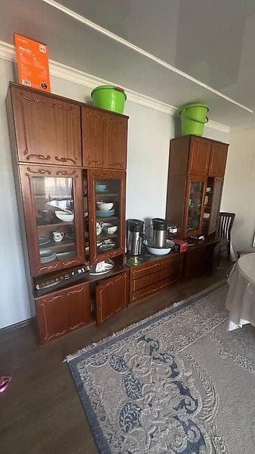 шкафы витрины: Стенка-шкаф, Тип стенки-шкафа: Модульная, Для зала, Особенности: Для хранения посуды — 1