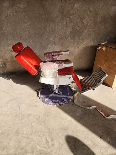 Пуфики: Парикмахерское кресло с функцией реклайна - Тип — 1