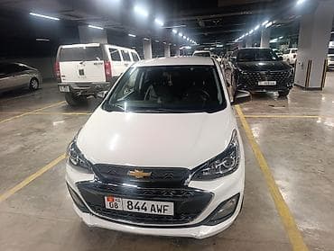 Продажа авто: Chevrolet Spark: 2019 г., 0.1 л, Автомат, Бензин, Хэтчбэк — 3