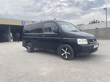audi 2 3: Honda Stepwgn: 2003 г., 2 л, Автомат, Газ, Минивэн — 5