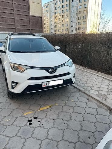Транспорт: Toyota RAV4: 2018 г., 2.5 л, Кроссовер — 4