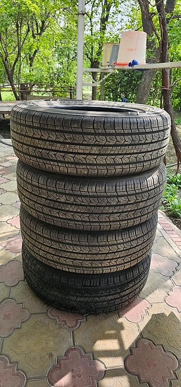 Комплект автомобильных шин 235/60 R18 107T XL, всесезонные (M+S). Пол