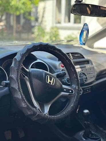 daihatsu кори: Honda Jazz: 2009 г., 1.3 л, Механика, Бензин, Хэтчбэк — 5
