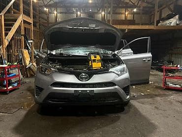 b 5: Разбор на запчасти Toyota RAV4 XA40, 2016 г. Имеются все запчасти от — 10