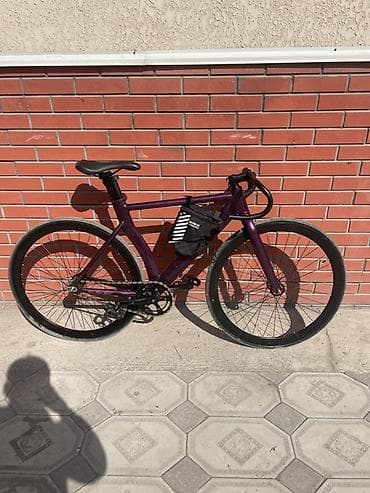 BMX велосипеддери: Городской трековый фикс с изогнутым рулём Есть небольшой торг. - — 2