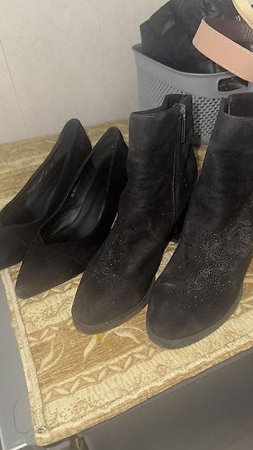 туфли бархатные тяги: Женская обувь, комплект из 2 пар, черного цвета. Размер ботильоны 37.5 — 3