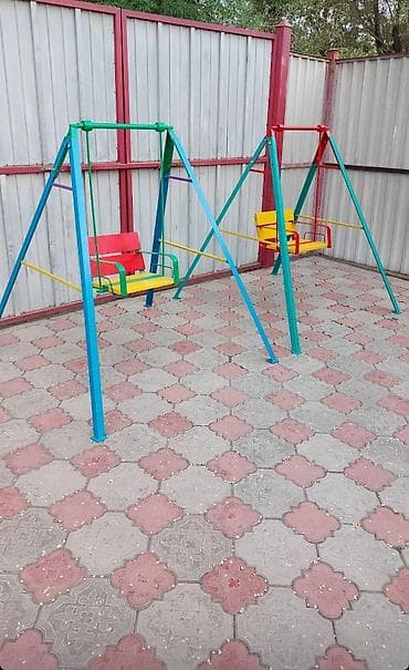 Качели Песочницы Скамейки Лодочки качалки Столики есть at lalafo.kg Качели Песочницы Скамейки Лодочки качалки Столики есть