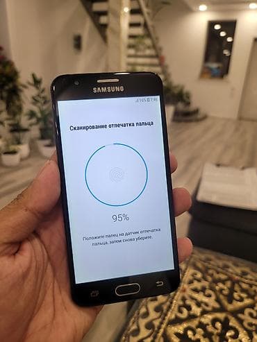 galaxy 6: Samsung Galaxy J5 Prime, Б/у, 16 ГБ, цвет - Золотой, 2 SIM — 4