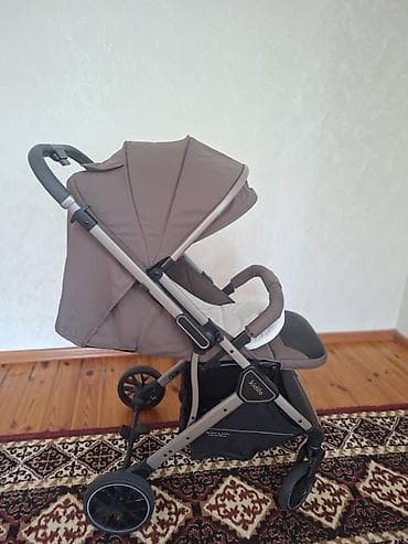 Прогулочная коляска Kidilo (Практически новая, использовалась только
