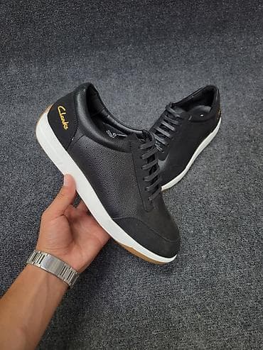 clarks обувь: Мужские кроссовки, 42, Clarks, Новый, цвет - Черный, Платная доставка — 1