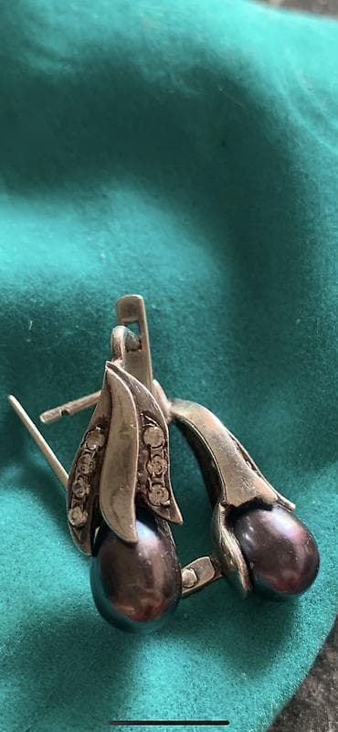 amber elixir: Серьги серебряные с черным жемчугом и фианитами — 6