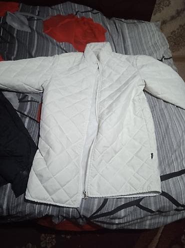 толстовка bmw: Двусторонняя куртка - Две стороны: черная (с капюшоном) и белая — 2