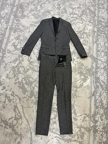 h: Мужской костюм H&M - Комплект: пиджак и брюки - Посадка: Slim Fit — 1