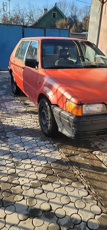 daf cf: Nissan Sunny: 1989 г., 1.9 л, Механика, Дизель, Хэтчбэк — 3