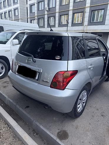 mark 2: Toyota Ist: 2004 г., 1.3 л, Автомат, Бензин, Хэтчбэк — 4