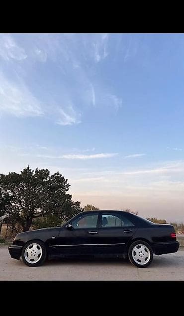 Mercedes-Benz EQS SUV: 1998 г., 3.2 л, Автомат, Бензин