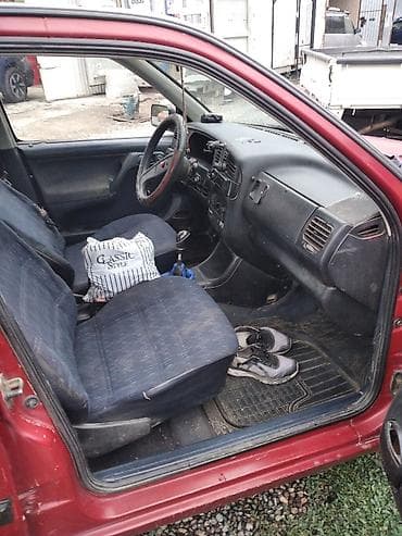 Транспорт: Volkswagen Golf: 1992 г., 1.8 л, Механика, Бензин, Хэтчбэк — 5