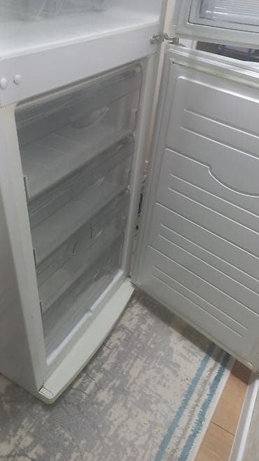 a 20: Продаётся холодильник Атлант Состояние очень хорошее! В морозильном — 3