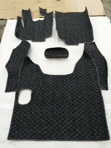 чехлы на авто бишкек: Полики на грузовые автомобили, резиновые, ковролин, 3D все в наличии — 15