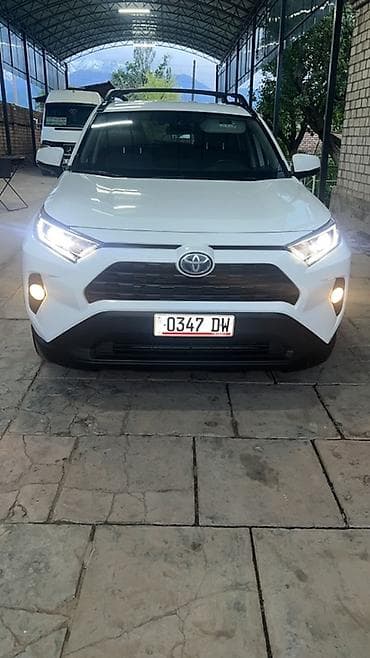 Продажа авто: Toyota RAV4: 2022 г., 2.5 л, Автомат, Бензин, Кроссовер — 4