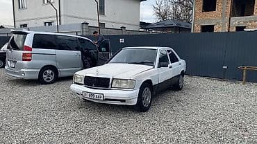 e 303: Mercedes-Benz 190: 1985 г., 2 л, Механика, Бензин, Седан — 5