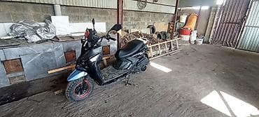 лисан машина: Скутер Lifan (Limi) 4-stroke, черный Описание: - Городской скутер с — 5