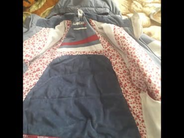 куртка подростковая зимняя: Куртка в идеальном состоянии .На возраст 12-14 лет для активного — 2