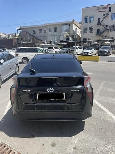 rf 2: Toyota Prius: 2017 г., 1.8 л, Вариатор, Гибрид, Лифтбек — 3