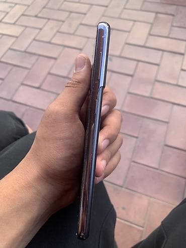 iphone ce: Samsung Galaxy S21 (серия S21) - Цвет корпуса: фиолетовый/лавандовый — 2