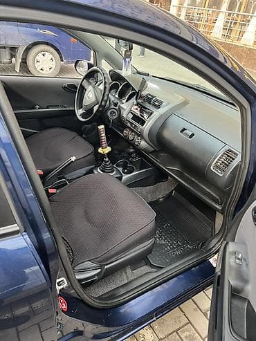 авто прадаю: Honda Jazz: 2002 г., 1.4 л, Механика, Бензин, Хэтчбэк — 5