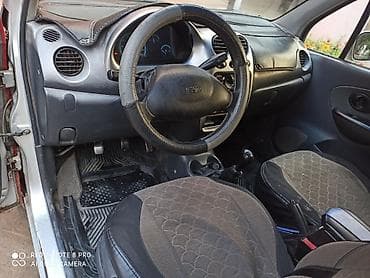 Унаа сатуу: Daewoo Matiz: 2002 г., 0.8 л, Кол менен иштөөчү, Бензин, Хетчбек — 6