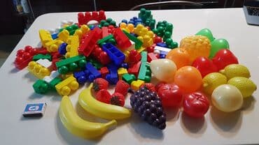 Конструктор + фрукты Конструктор детский большой. В конструкторе