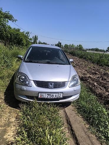 Honda Civic: 2004 г., Механика, Хэтчбэк
