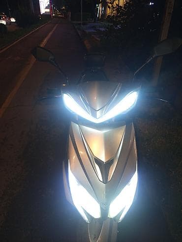 surron light bee x: Скутер /. Электро класса 50–125 см³ (визуально) в серебристом цвете — 2