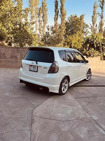 bmb m5: Honda Fit: 2003 г., 1.5 л, Автомат, Бензин, Хэтчбэк — 3