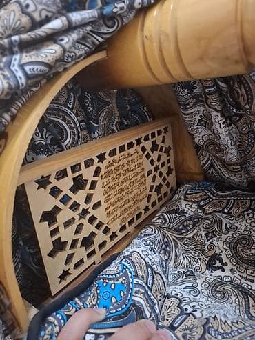 деревянный ящик для подарка: Традиционная колыбель-люлька (бесік) из массива дерева с резным — 5