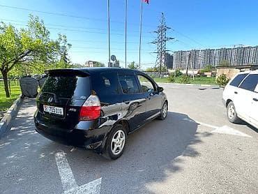 хонда фить: Honda Fit: 2006 г., 1.3 л, Автомат, Бензин, Хэтчбэк — 4