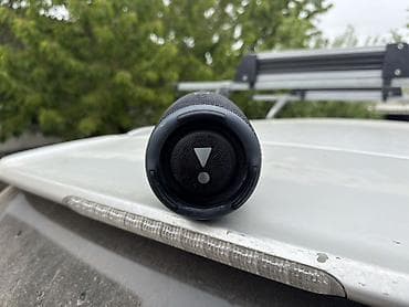 музыкальный центр калонка: JBL Charge 5 — портативная Bluetooth-колонка с защитой IP67 — 2