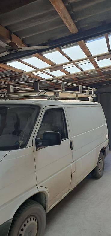 Volkswagen Transporter: 1999 г., 1.9 л, Ручные, Дизель, Фургон