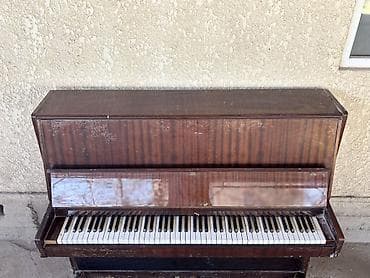 Музыкальные инструменты: Пианино «Украина» (вертикальное) - Корпус: классический кабинетный — 2